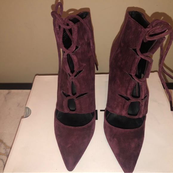 Aldo; suede lace-up bootie; very nice, classy and comfortable; very soft - Picture 6 of 15